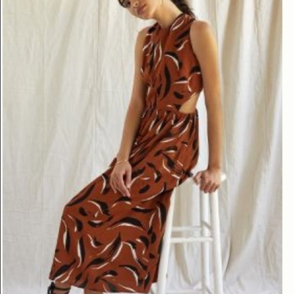 Corey Lynn abstract midi dress with cut outs - Picture 4 of 4